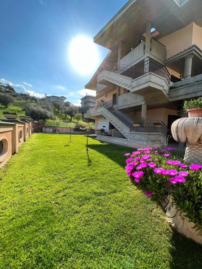 Casa Meraviglia Lejlighed Montesilvano Marina Eksteriør billede